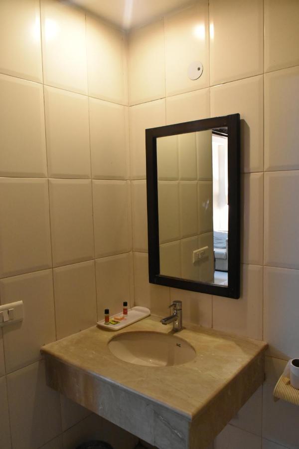 Hotel Lohias Delhi Airport New Delhi Exterior photo