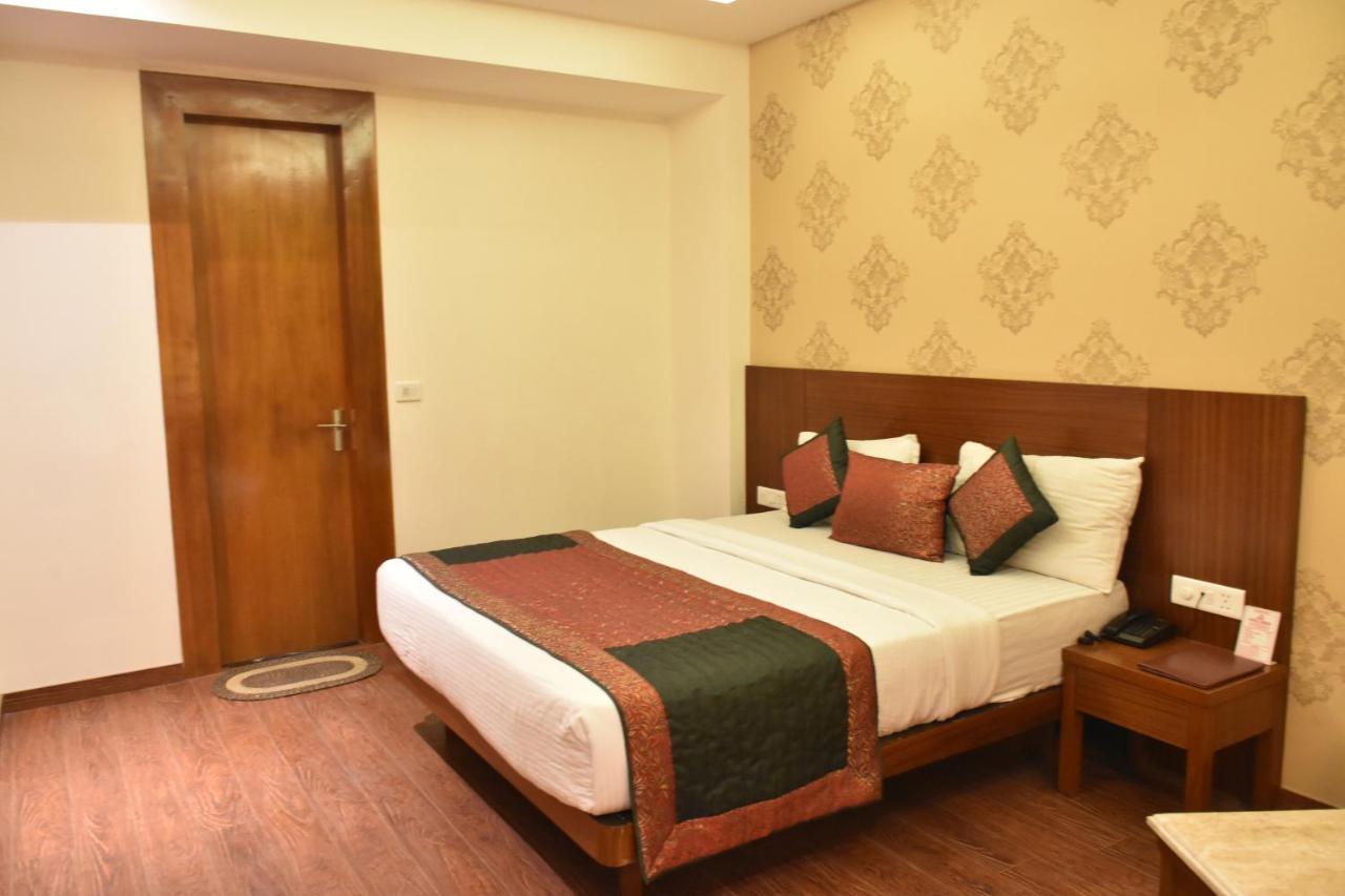 Hotel Lohias Delhi Airport New Delhi Exterior photo