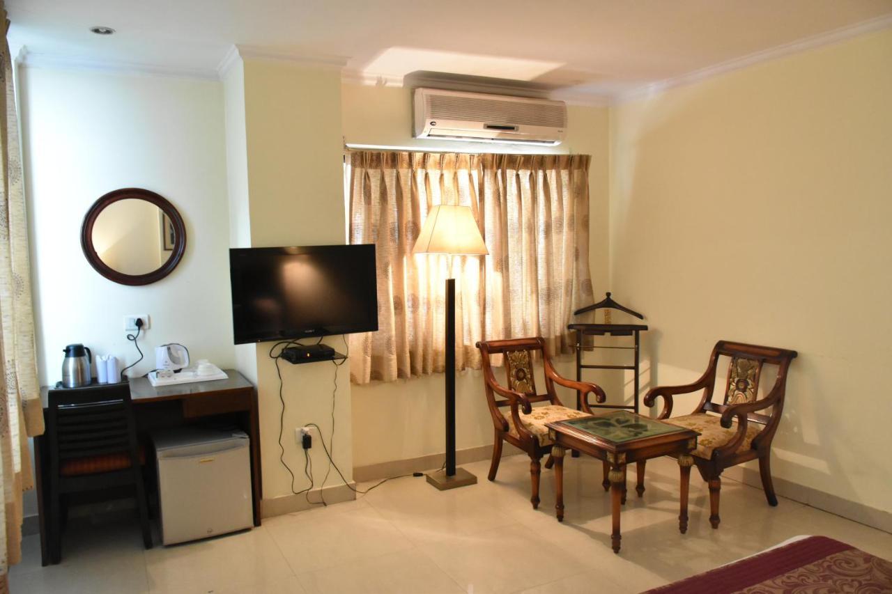 Hotel Lohias Delhi Airport New Delhi Exterior photo