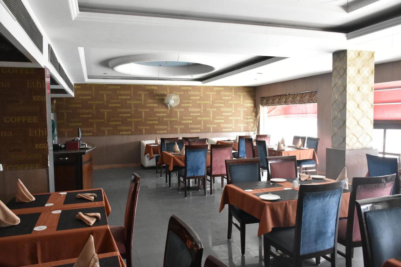 Hotel Lohias Delhi Airport New Delhi Exterior photo